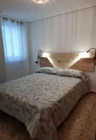 En El Centro De Con Terraza Apartamento