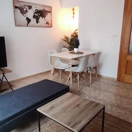 En El Centro De Con Terraza La Alborada Apartamento *