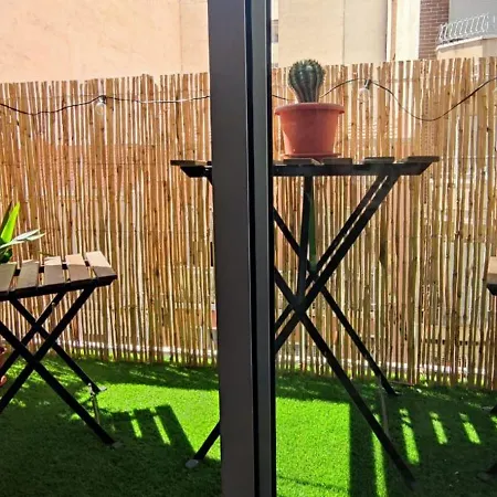 En El Centro De Con Terraza